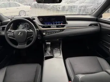 LEXUS ES 300h EXECUTIVE