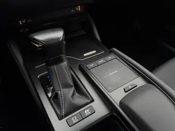LEXUS ES 300h EXECUTIVE