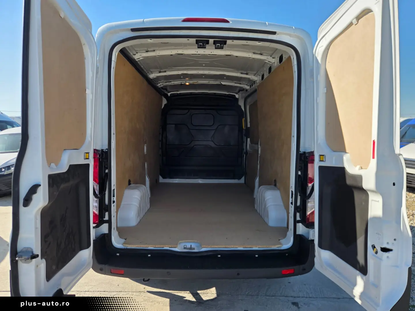 FORD TRANSIT L3H2