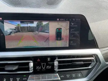 BMW M4 Competition xDrive Cabrio Sportpaket HUD AD N