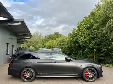 MERCEDES-BENZ E 63 S AMG 4Matic Final Edition