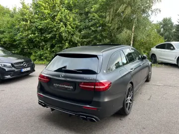 MERCEDES-BENZ E 63 S AMG 4Matic Final Edition