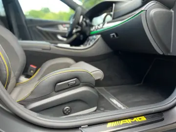 MERCEDES-BENZ E 63 S AMG 4Matic Final Edition