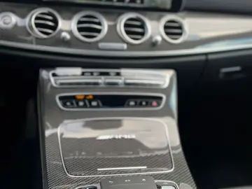 MERCEDES-BENZ E 63 S AMG 4Matic Final Edition