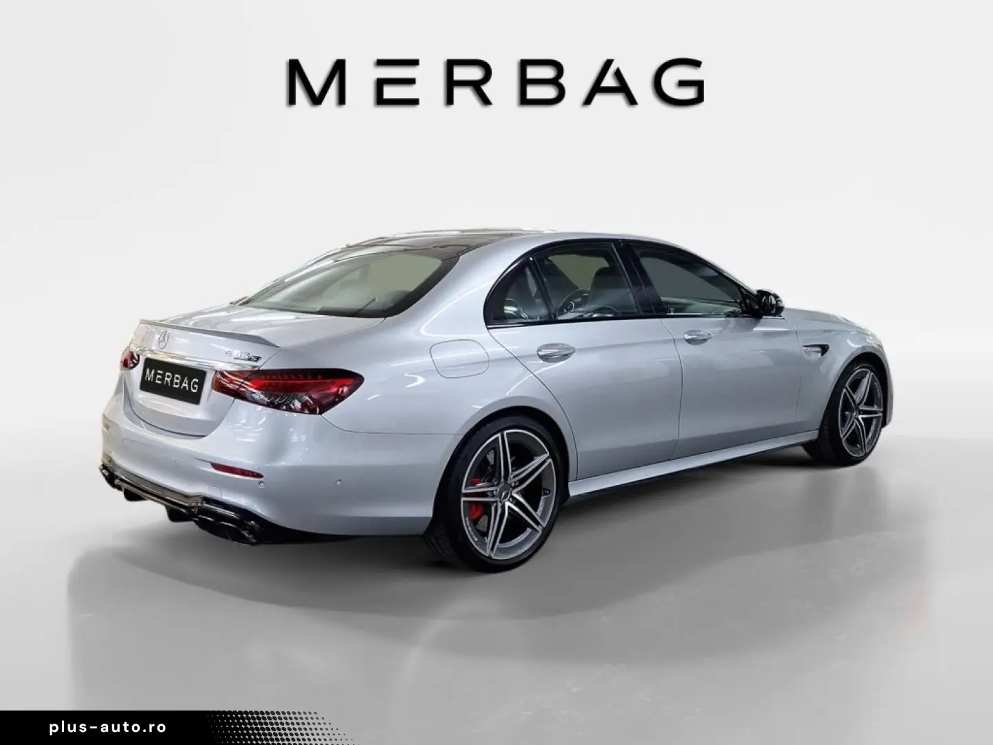 MERCEDES-BENZ AMG E 63 S 4M  Night Pano