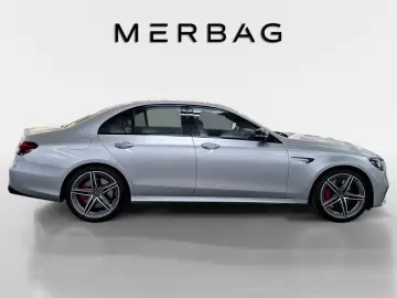 MERCEDES-BENZ AMG E 63 S 4M  Night Pano