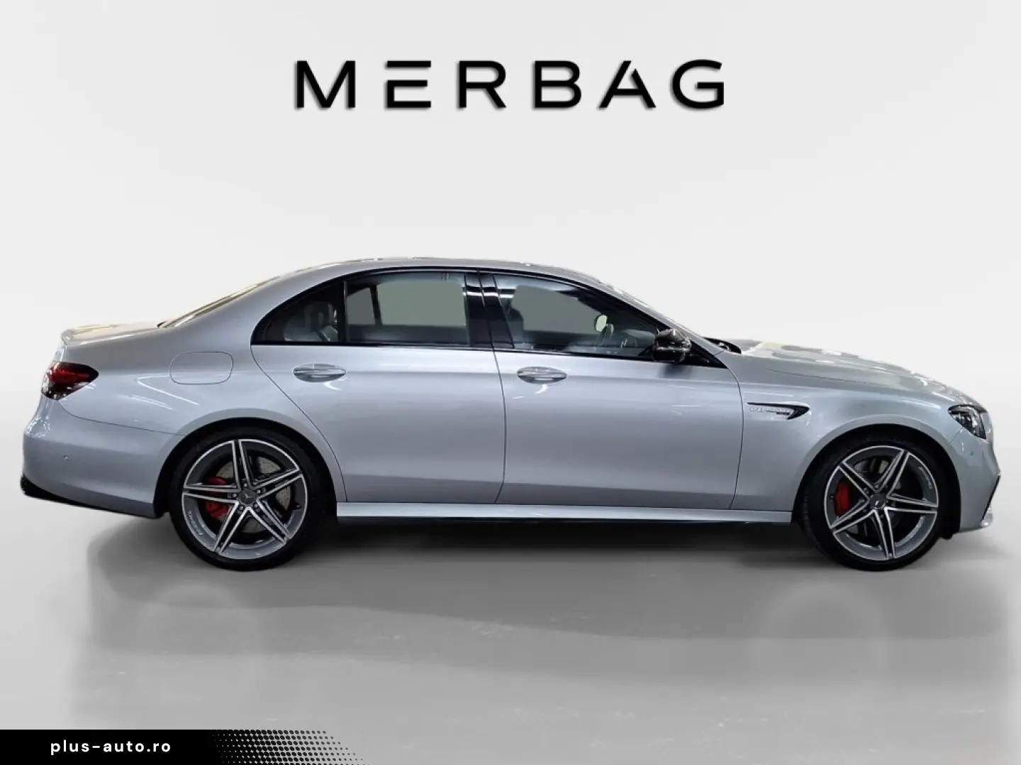 MERCEDES-BENZ AMG E 63 S 4M  Night Pano