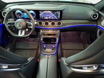 MERCEDES-BENZ AMG E 63 S 4M  Night Pano