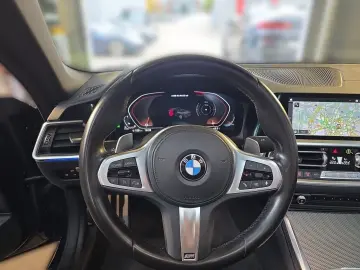 BMW M440d xDrive HeadUp Laser Drive Assist Komfortzu