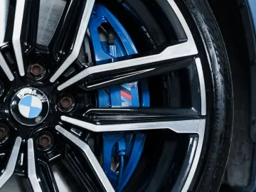 BMW M440 Coupe M440i xDrive HUD 360 H&K Laser PA