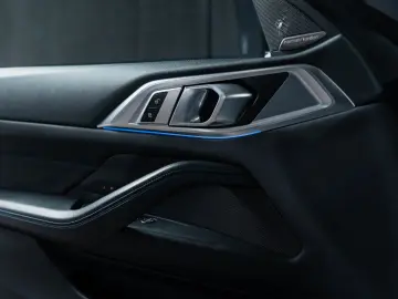 BMW M440 Coupe M440i xDrive HUD 360 H&K Laser PA
