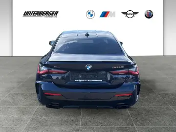 BMW M440i xDrive Coupé HUD  Laserlicht