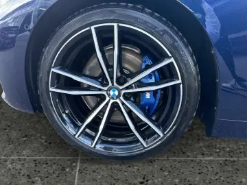 BMW M440i xDrive Coupé HUD  Laserlicht