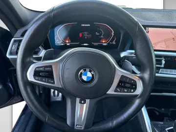 BMW M440i xDrive Coupé HUD  Laserlicht