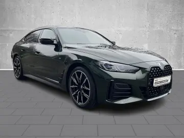 BMW M440i XDRIVE Sportpaket HUD AD Navi Digitales Co