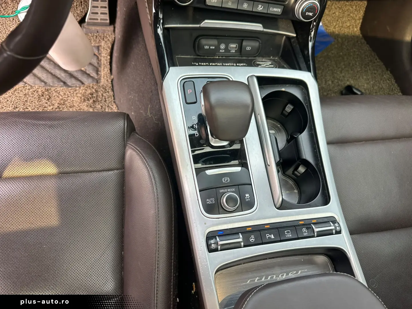 Kia Stinger 2017 73000 km  Platinum