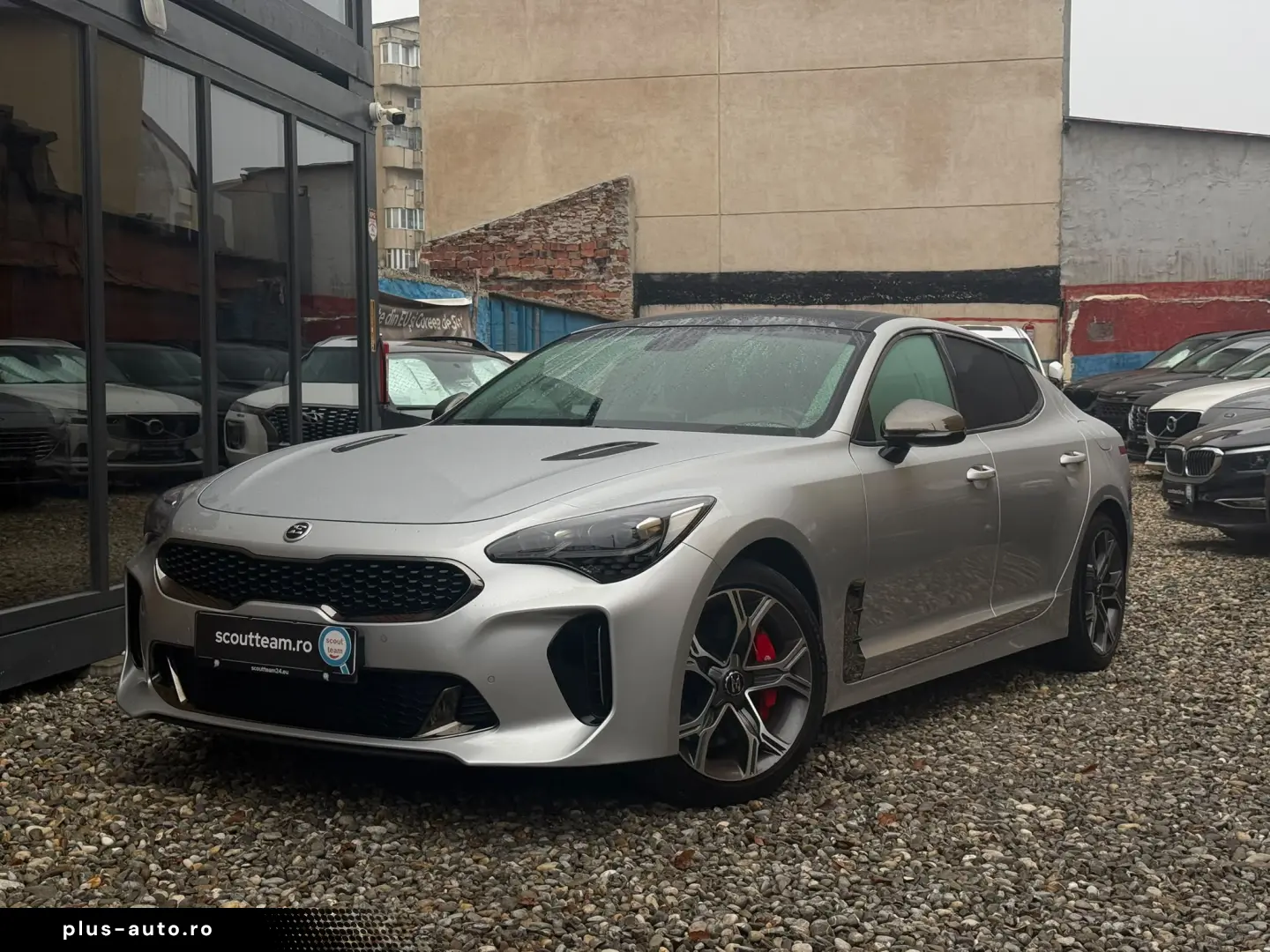 Kia Stinger 2017 73000 km  Platinum