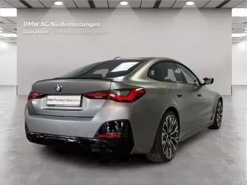 BMW M440i xDrive Gran Coupé M Sport Harman K Kamera