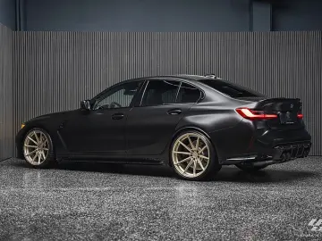 BMW M3 Competition  Carbon Pack Carbon Sitze YIDO...