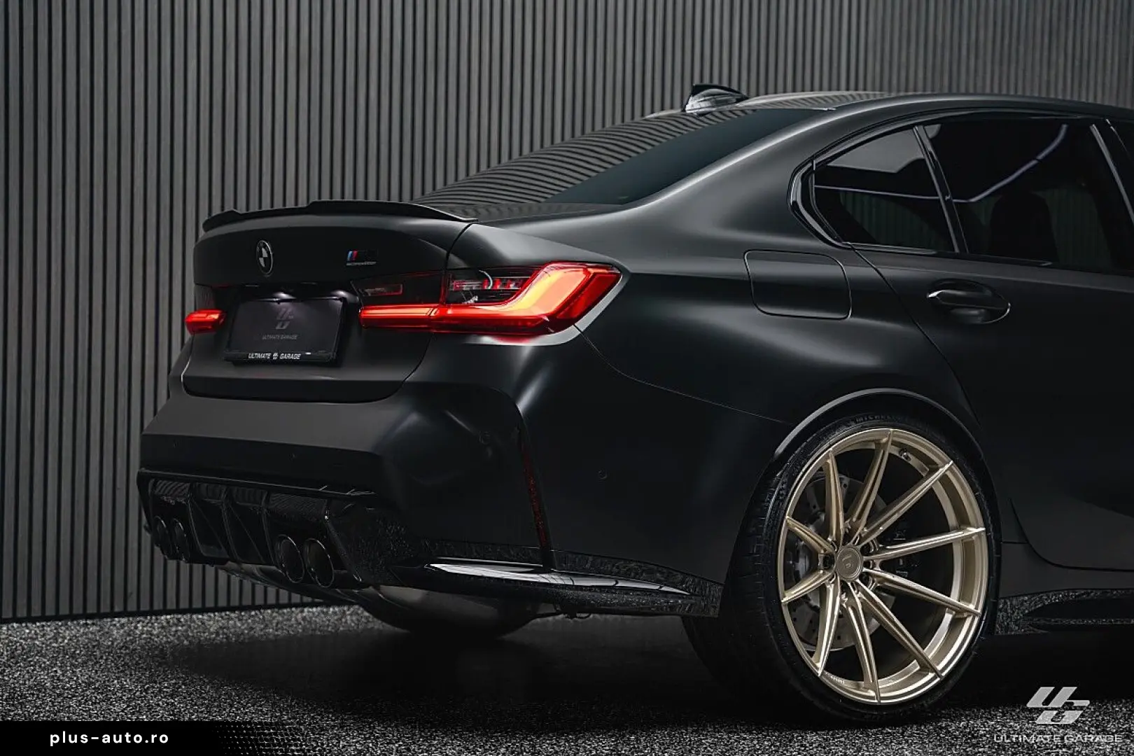 BMW M3 Competition  Carbon Pack Carbon Sitze YIDO...