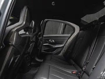 BMW M3 Competition  Carbon Pack Carbon Sitze YIDO...
