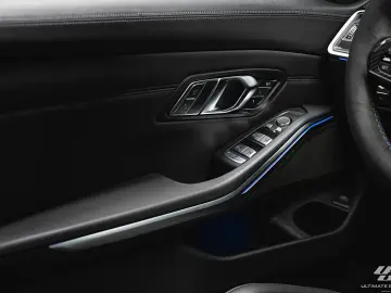 BMW M3 Competition  Carbon Pack Carbon Sitze YIDO...