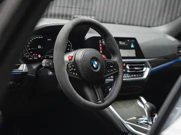 BMW M3 Competition  Carbon Pack Carbon Sitze YIDO...