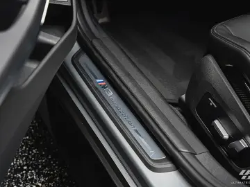 BMW M3 Competition  Carbon Pack Carbon Sitze YIDO...
