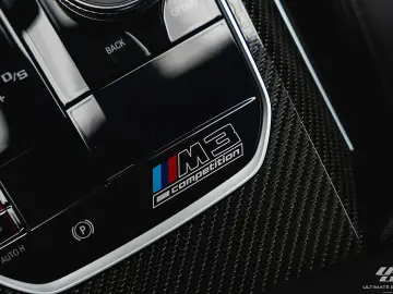 BMW M3 Competition  Carbon Pack Carbon Sitze YIDO...