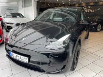 TESLA Model Y Basis RWD Garantie 1.Hand