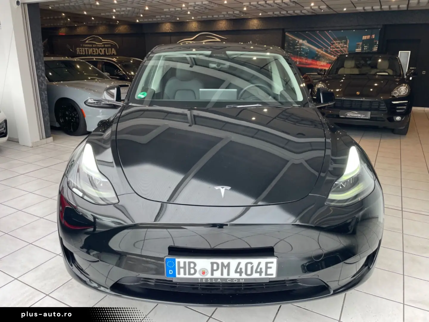 TESLA Model Y Basis RWD Garantie 1.Hand