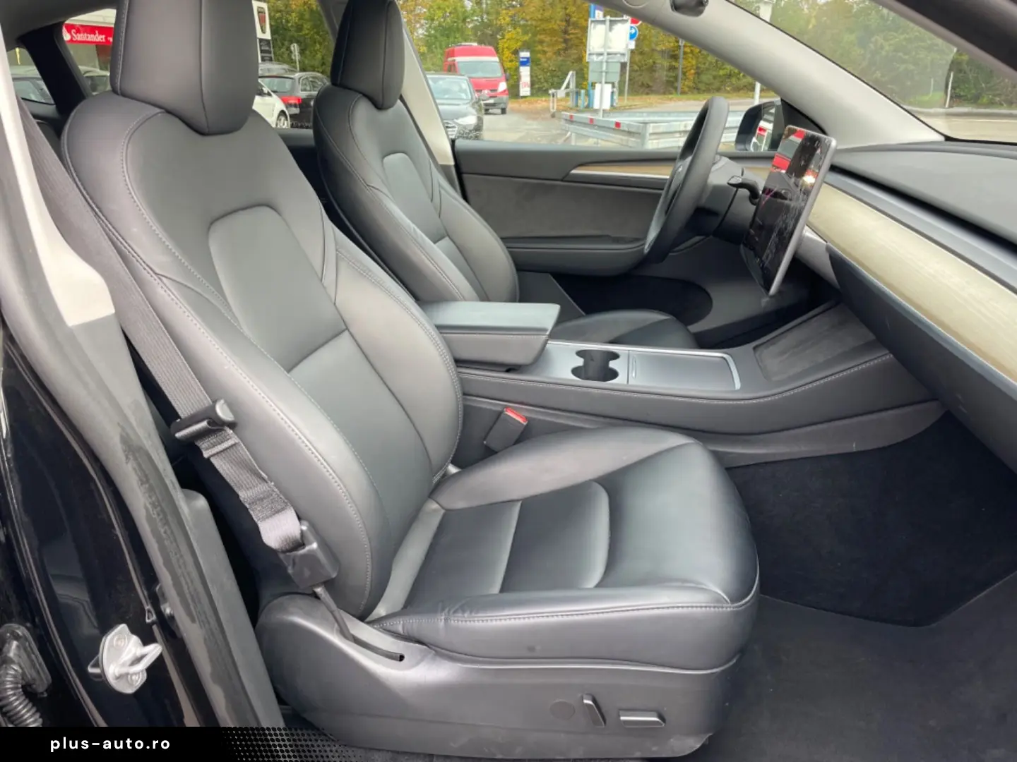 TESLA Model Y Basis RWD Garantie 1.Hand