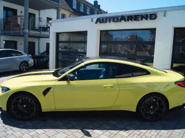 BMW M4 Coupe Competition  Sao Paulo Gelb  M-Driver´s