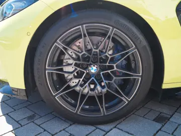 BMW M4 Coupe Competition  Sao Paulo Gelb  M-Driver´s