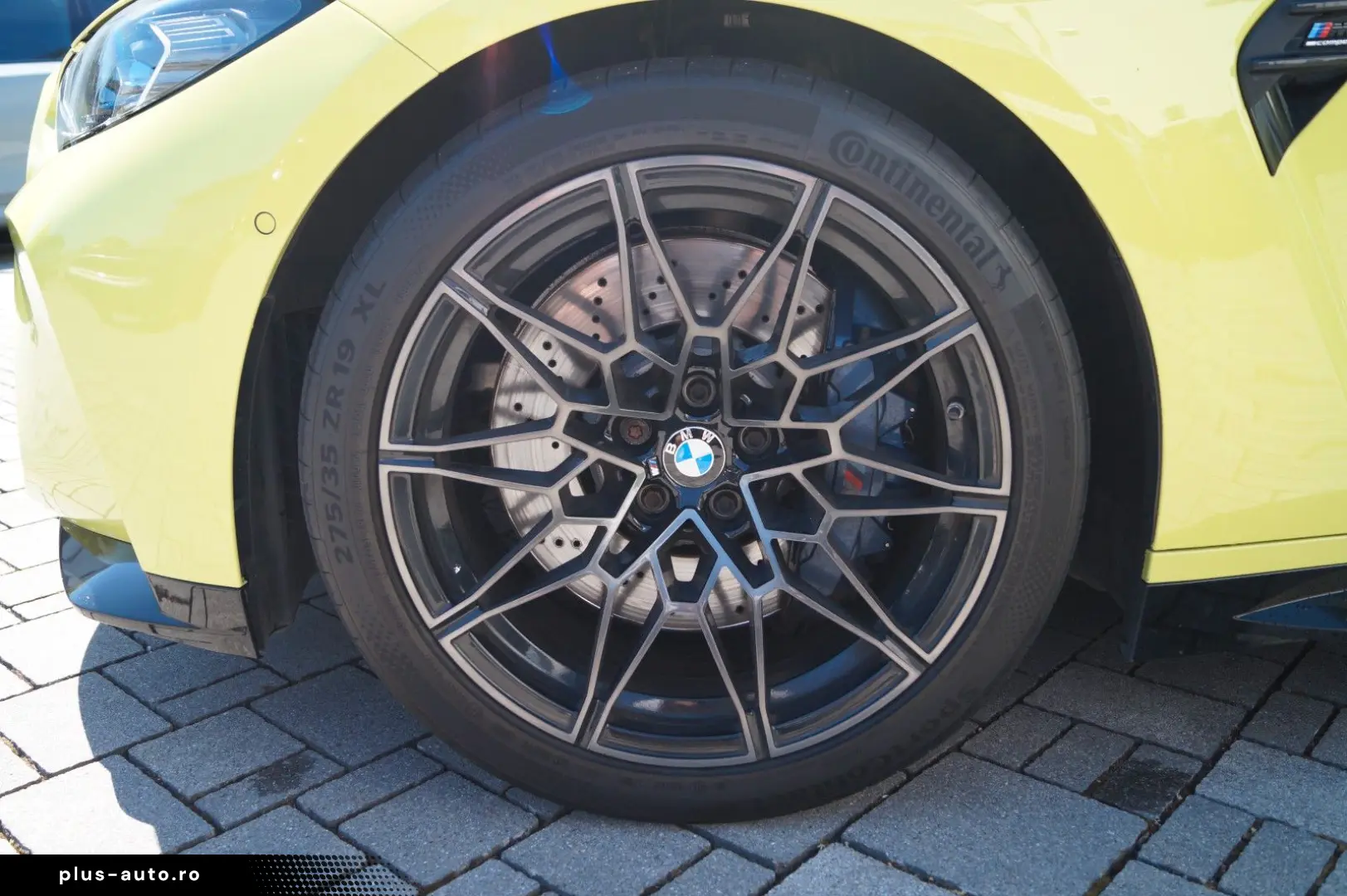 BMW M4 Coupe Competition  Sao Paulo Gelb  M-Driver´s