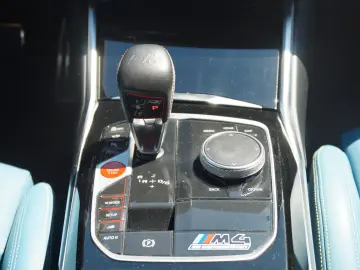 BMW M4 Coupe Competition  Sao Paulo Gelb  M-Driver´s