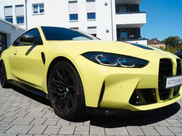 BMW M4 Coupe Competition  Sao Paulo Gelb  M-Driver´s
