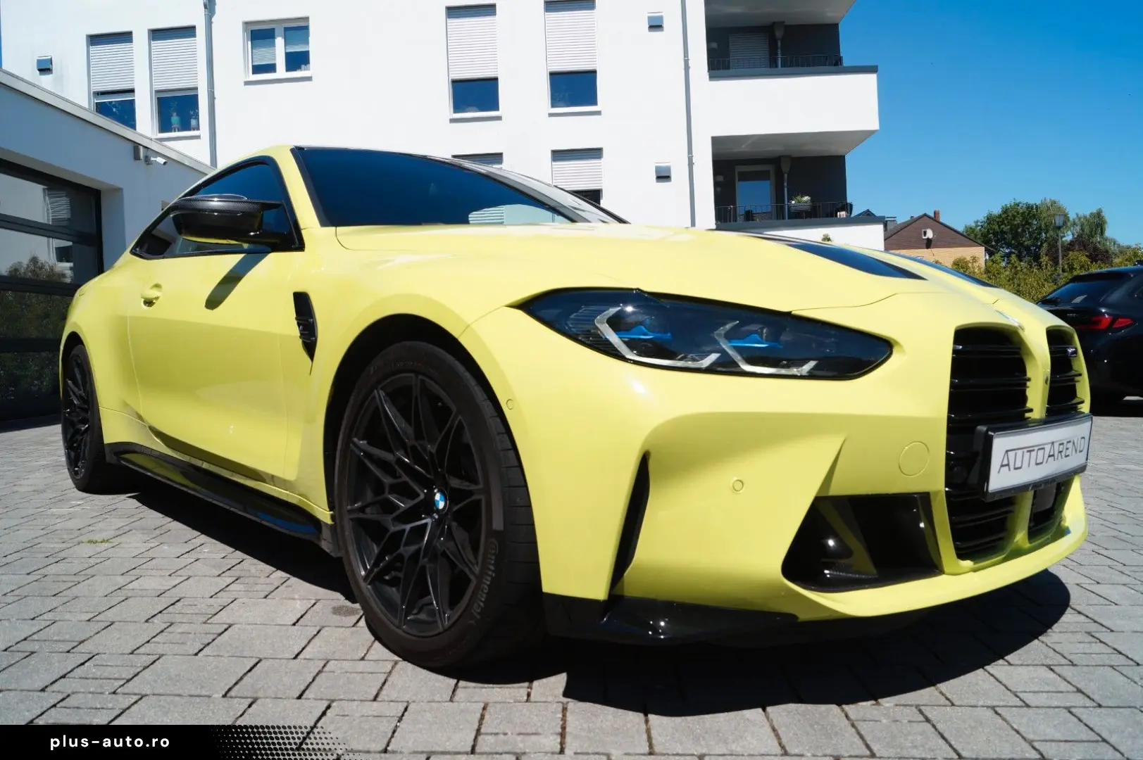 BMW M4 Coupe Competition  Sao Paulo Gelb  M-Driver´s