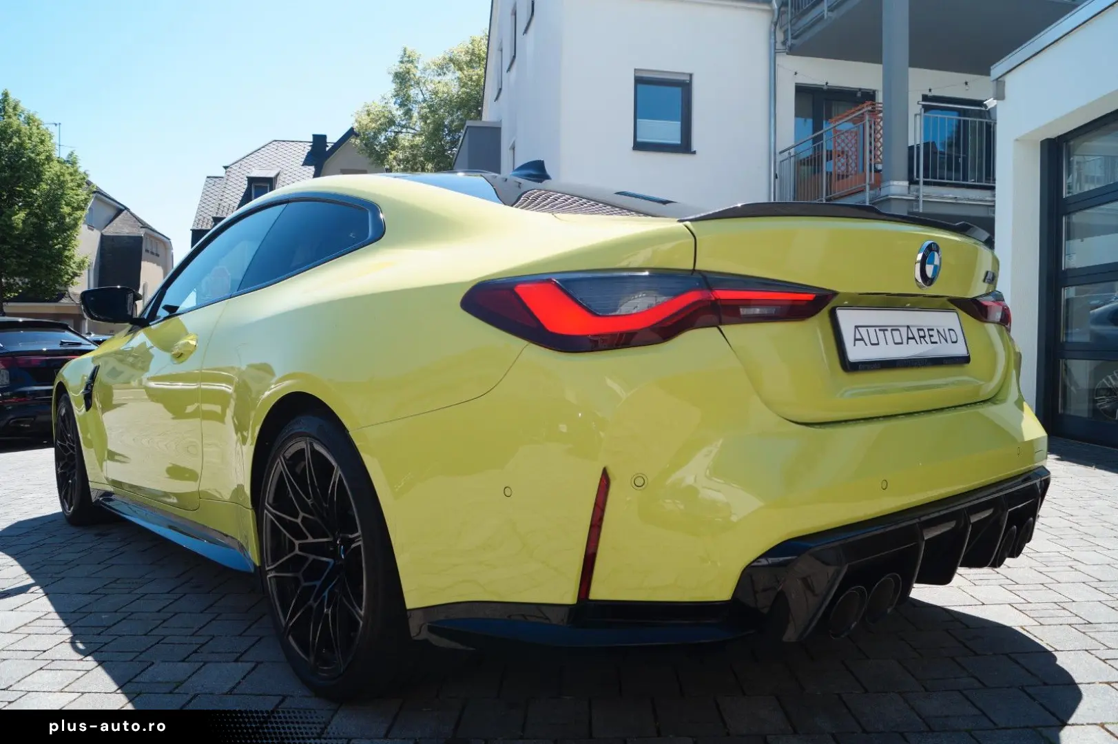 BMW M4 Coupe Competition  Sao Paulo Gelb  M-Driver´s
