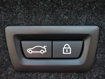 BMW M4 Competition LASER HUD 360  H&K Sternenhimmel