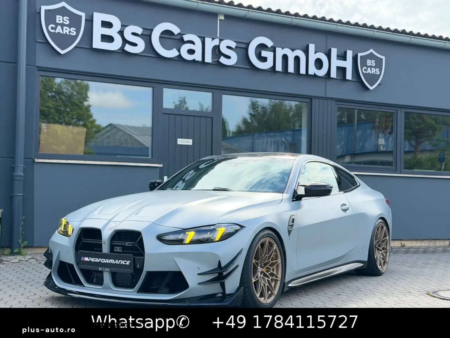 BMW M4 Competition WideScreen Snake Eyes Bucket Seat