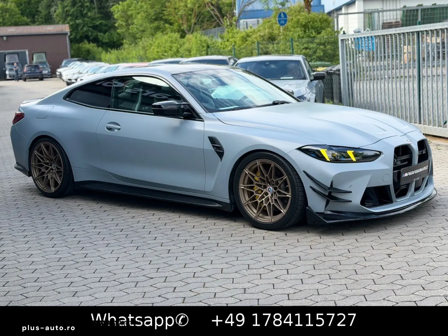 BMW M4 Competition WideScreen Snake Eyes Bucket Seat