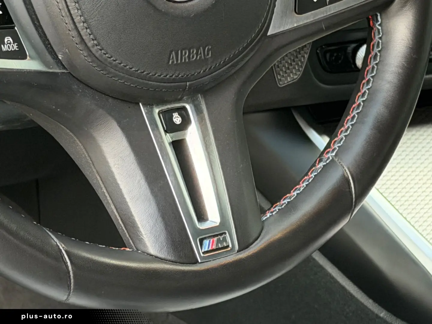 BMW M4 Competition WideScreen Snake Eyes Bucket Seat