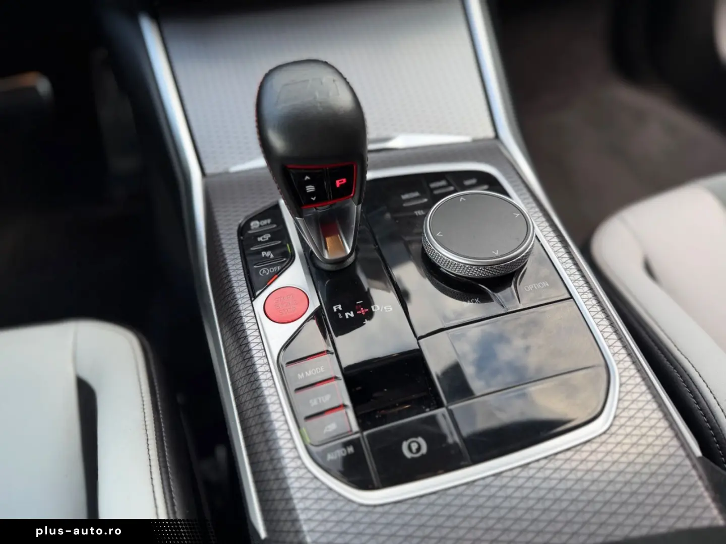 BMW M4 Competition WideScreen Snake Eyes Bucket Seat