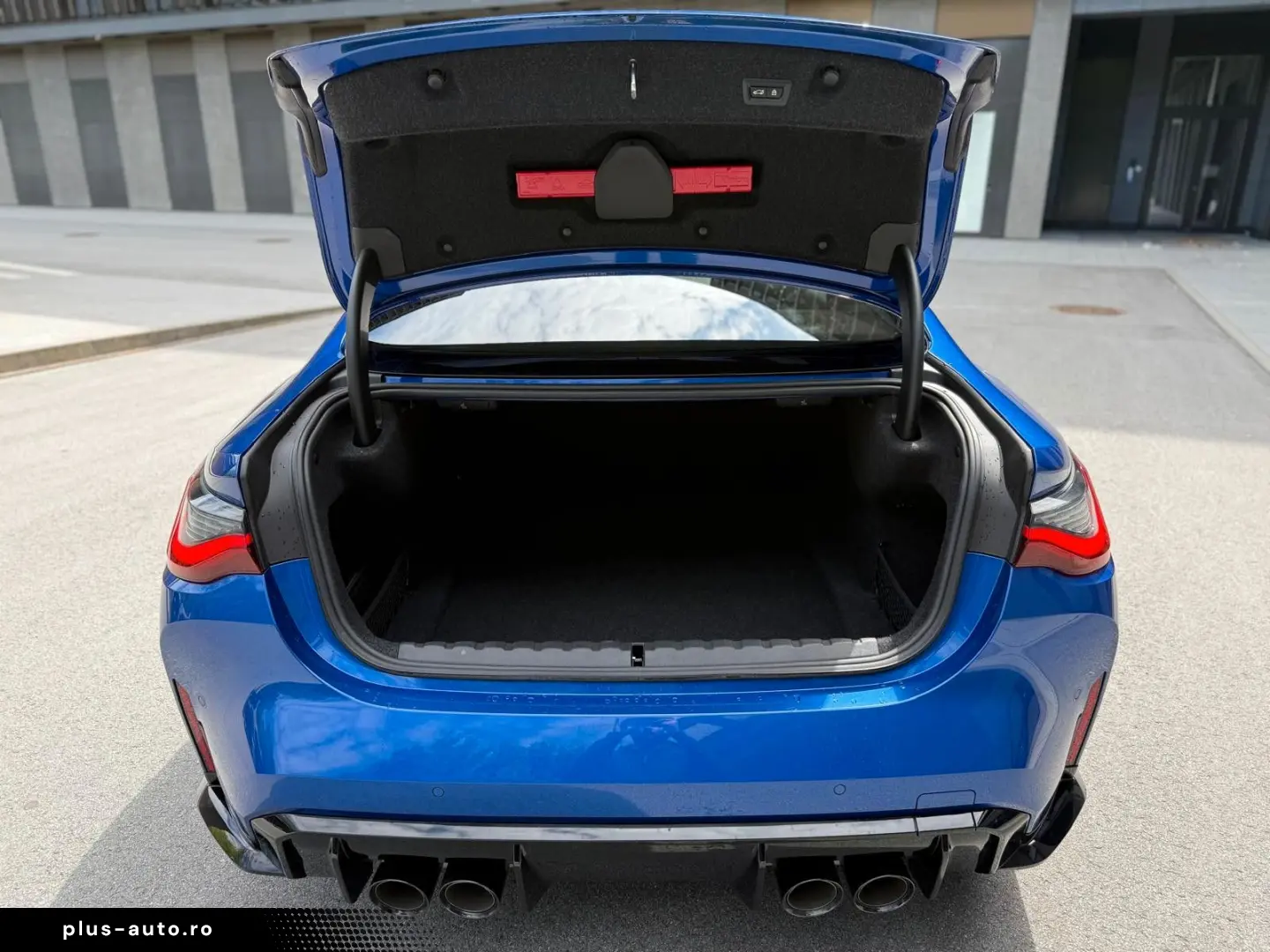 BMW M4 Coupe xDrive Competition  Carbo LASER DriverP