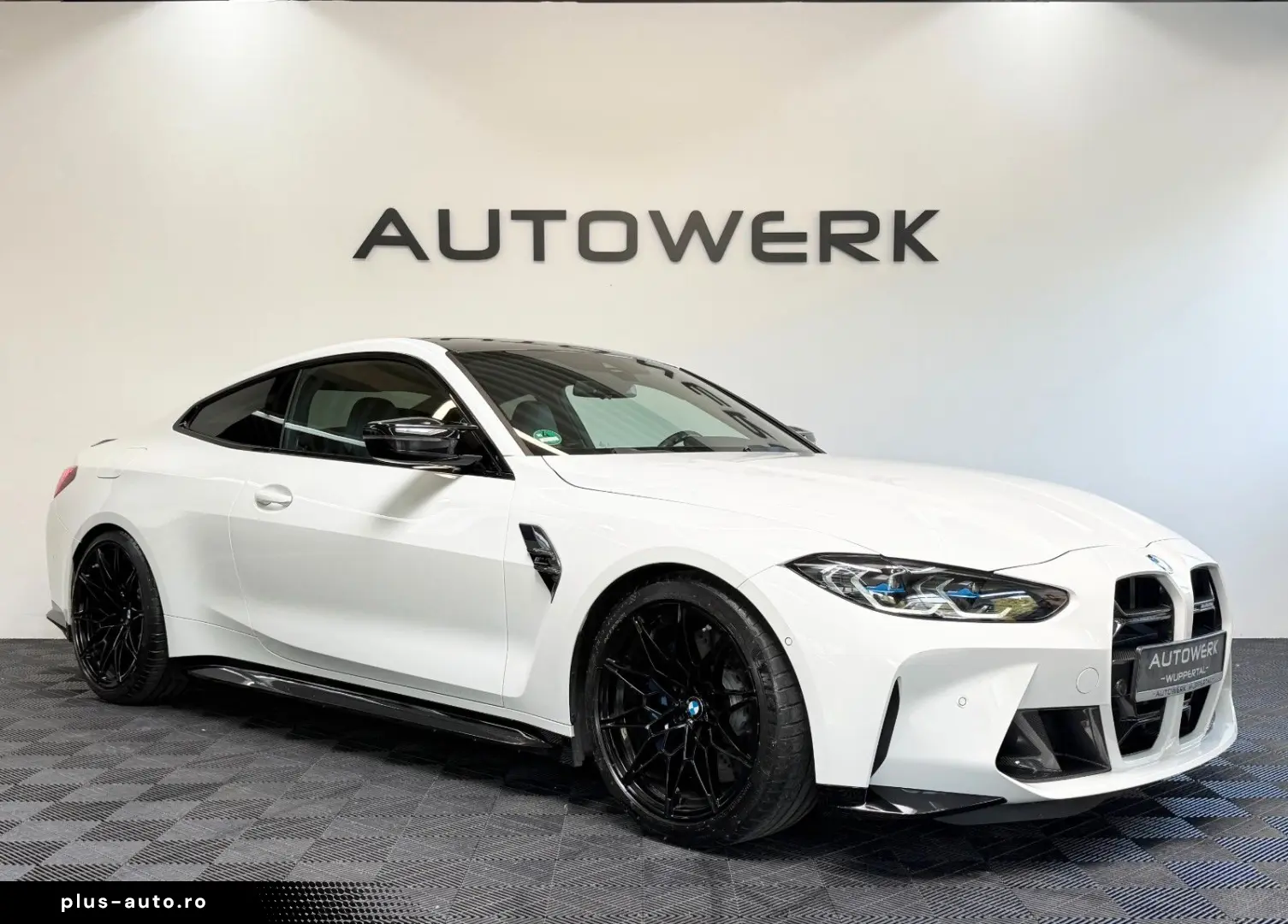 BMW M4 Coupe Competition HUD KAMERA H&R