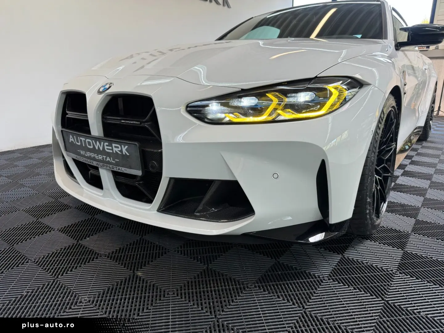 BMW M4 Coupe Competition HUD KAMERA H&R