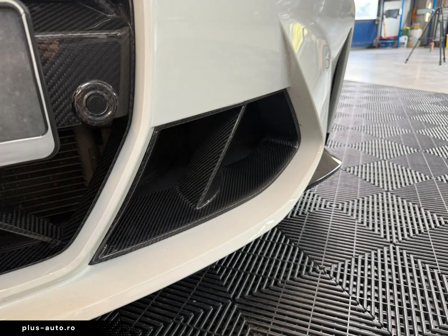BMW M4 Coupe Competition HUD KAMERA H&R