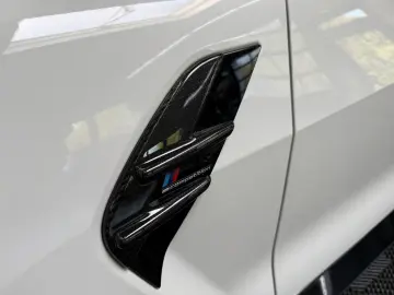 BMW M4 Coupe Competition HUD KAMERA H&R