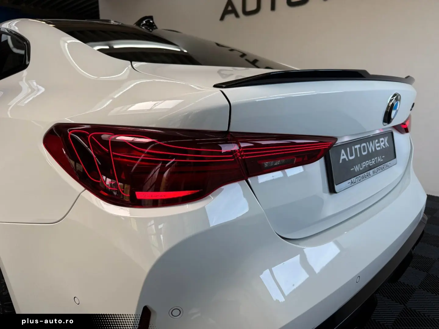 BMW M4 Coupe Competition HUD KAMERA H&R